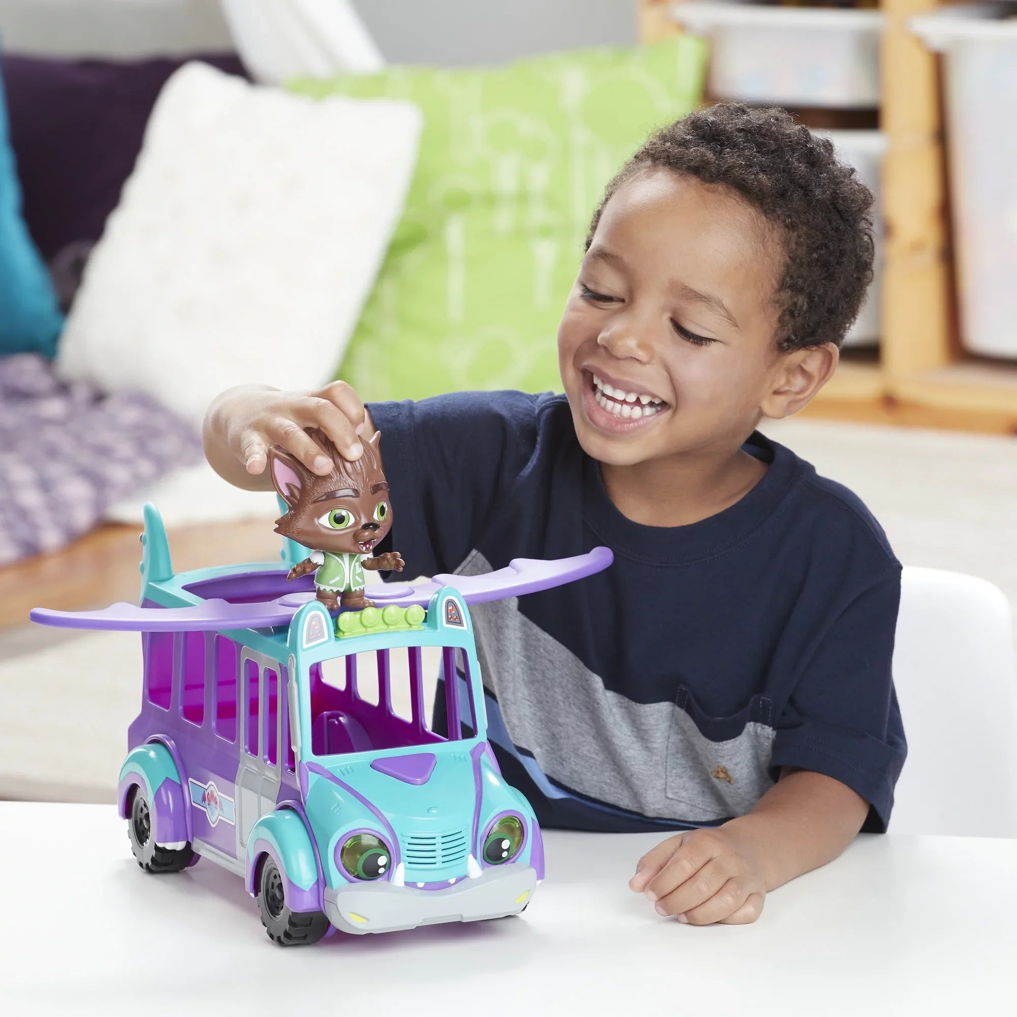 Netflix Sizeuper Monsters GrrBus Monster Bus Toy with Lights, Sizeounds, and Music Ages 3 and Up