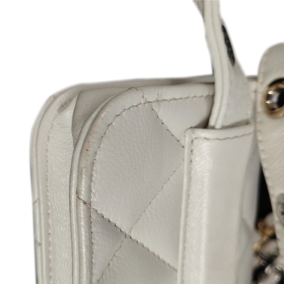 Pre-Owned Authenticated Chanel Punk Chain Belt Bag Lambskin Leather Ivory Unisex (Good)