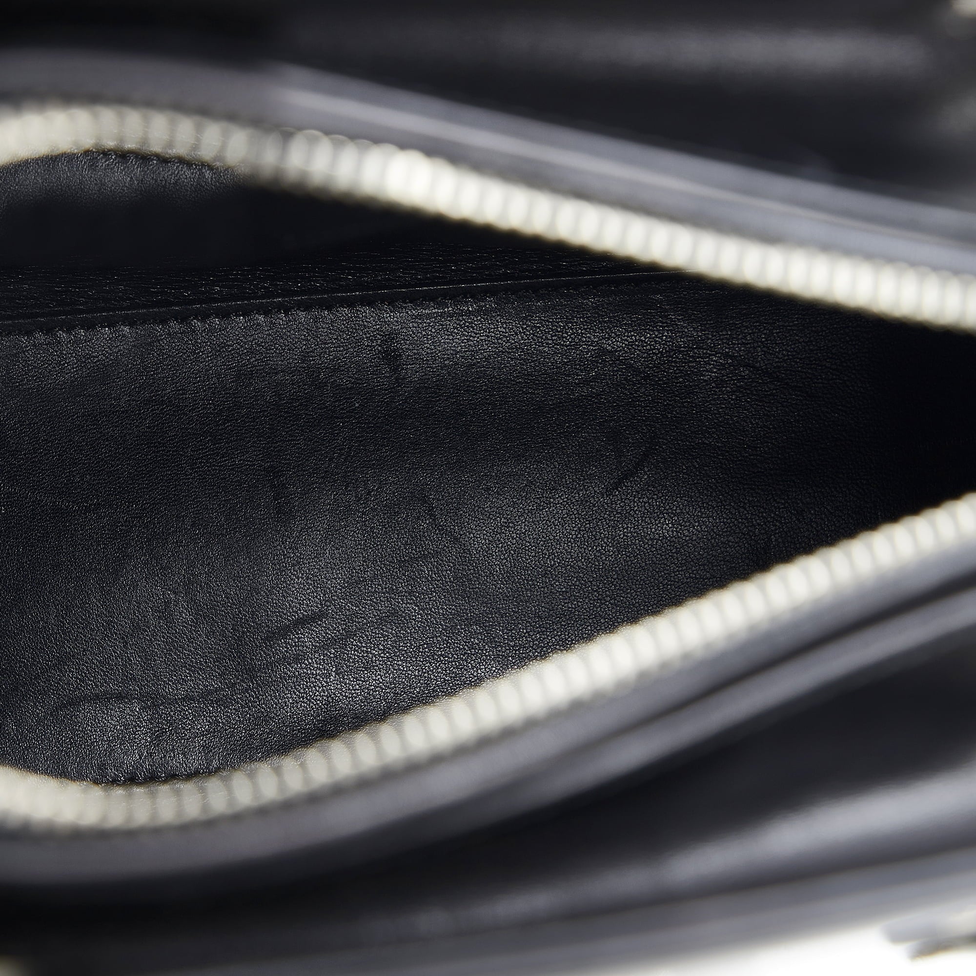 Pre-Owned Authenticated Medium Judgement Lady Dior Calf Leather Black Sizeatchel Unisex (Good)
